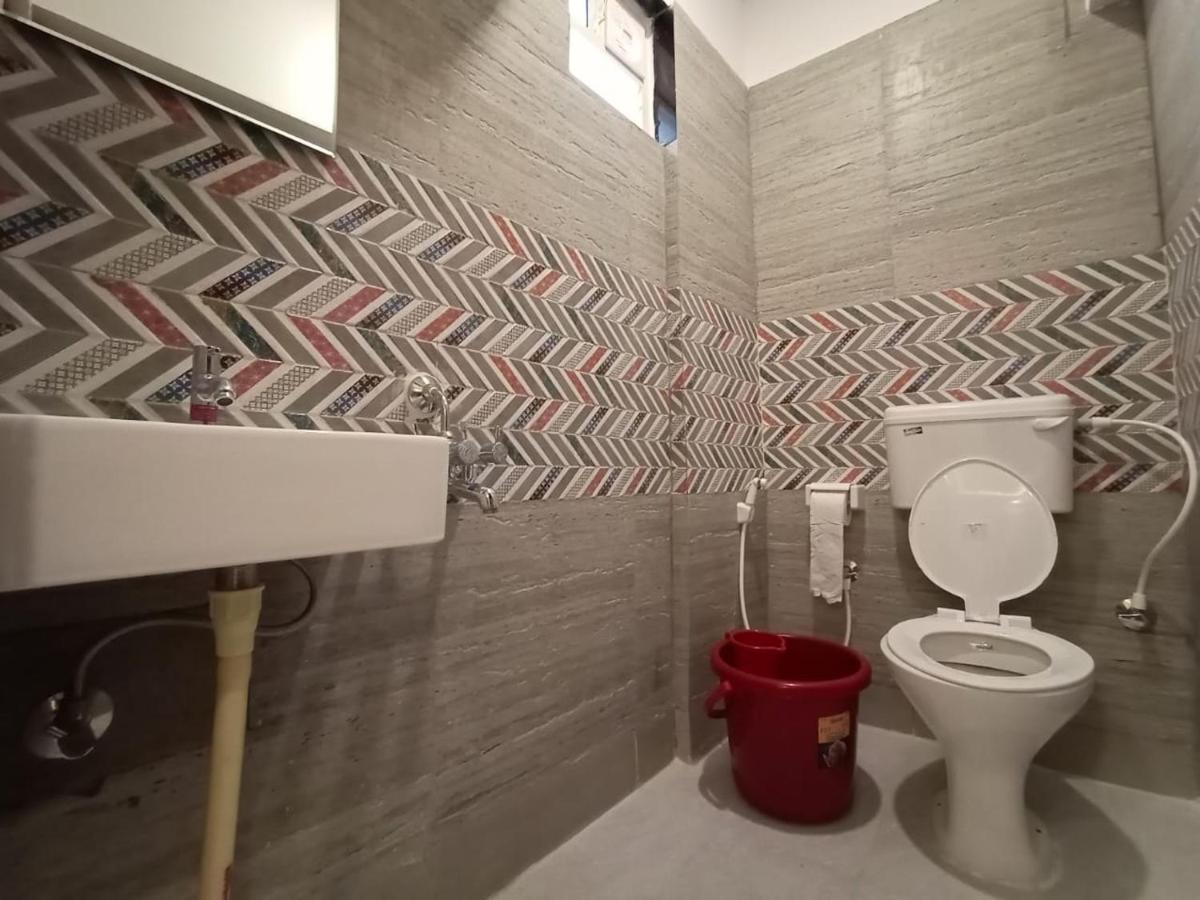 מלון העיר בנגלור Royal N Deluxe מראה חיצוני תמונה